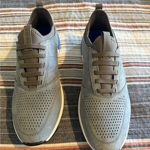 Vionic Trent Sneakers NWT